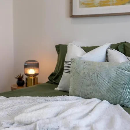 Cozy 1bd 1ba, Sleeps 3, Close To & Beaches